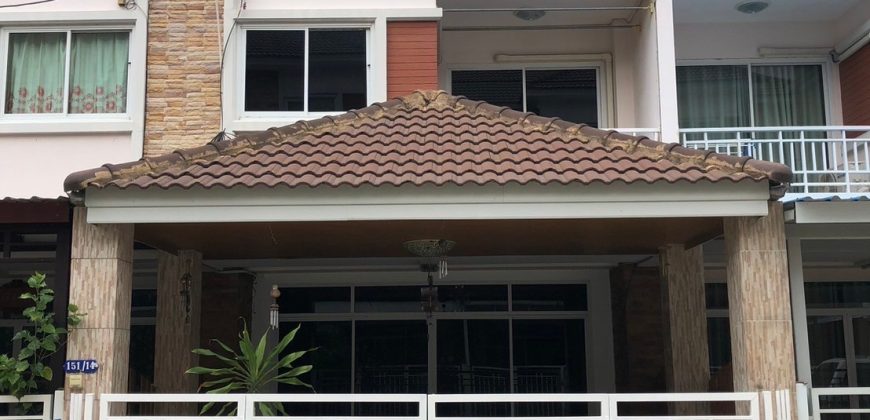 ทาวน์โฮม 3 ชั้น มบ.บัวชนก วิลเลจ ท้ายบ้าน สมุทรปราการ