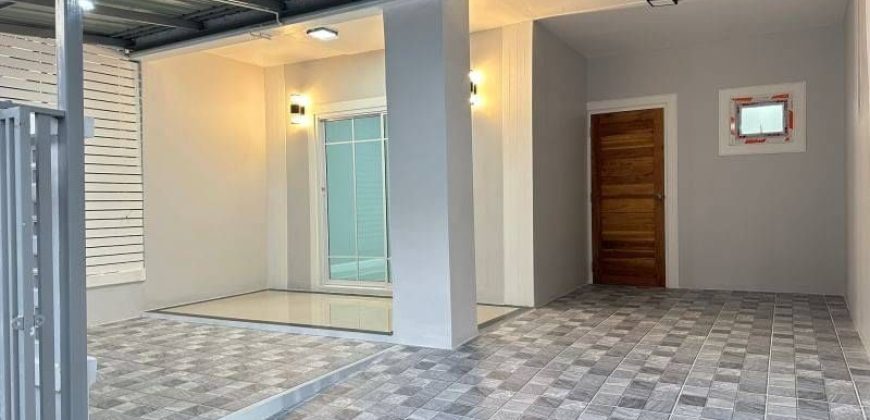 ทาวน์เฮ้าส์รีโนเวท หมู่บ้านพฤกษา3 บางบัวทอง ราคาดี