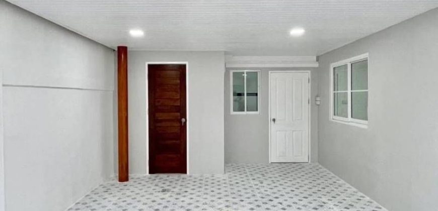 บ้านแฝดรีโนเวท หมู่บ้านพฤกษา 19 ซอย5 นนทบุรี