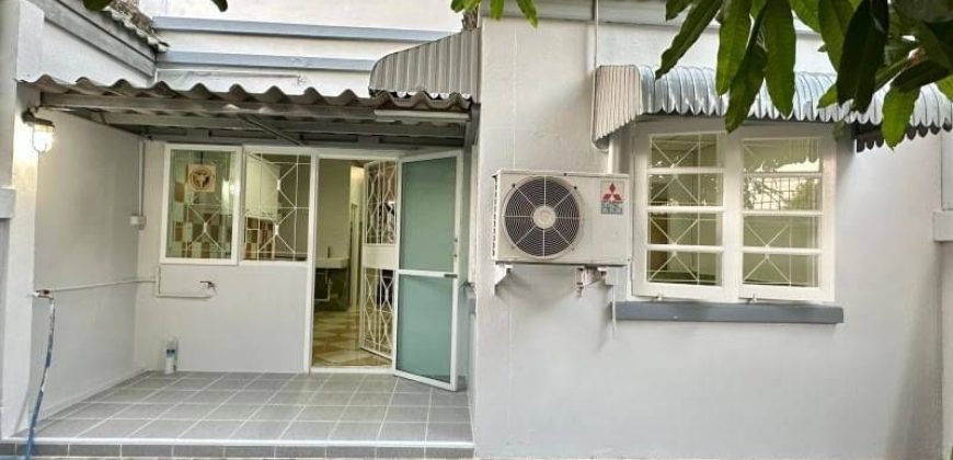 ทาวน์โฮมรีโนเวท หมู่บ้านเศรณีวิลล่า นนทบุรี