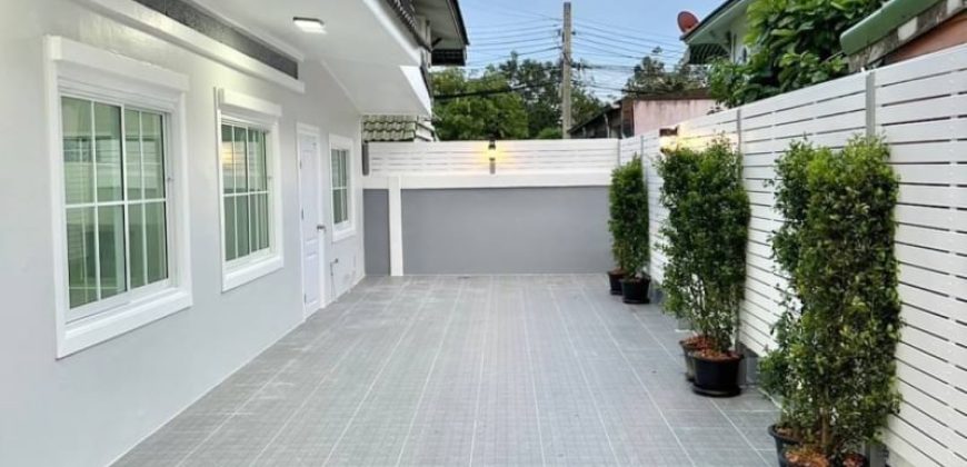 บ้านแฝดรีโนเวท พฤกษา14a ซอย 3 บางบัวทอง นนทบุรี