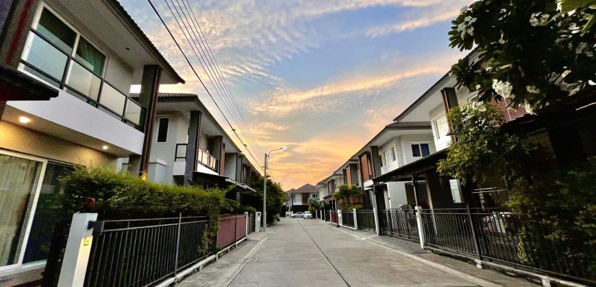 บ้านเดี่ยว มบ.ธารา ราชพฤกษ์-ปิ่นเกล้า ทำเลดีมาก แถมแอร์ ถังเก็บน้ำ ปั๊มน้ำ