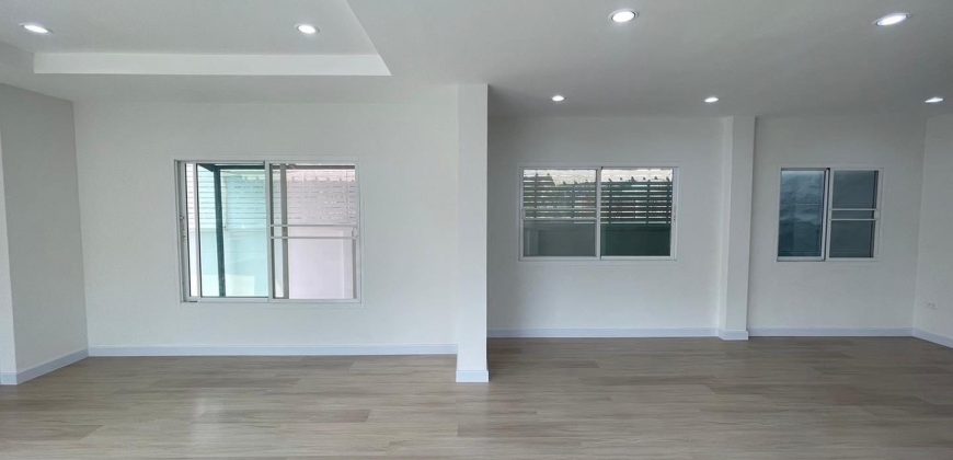 บ้านเดี่ยว หมู่บ้านดีพร้อม ดิ ไพรม์มารี ตกแต่งใหม่ หลังใหญ่มากกก