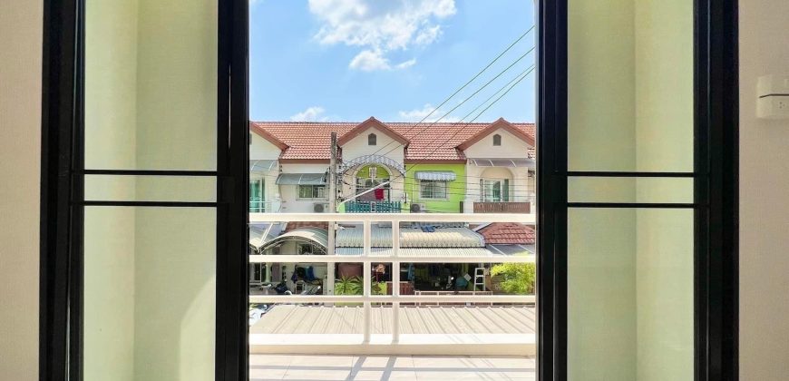 ทาวน์โฮมรีโนเวท มบ.สาทร แกรนด์ วิลล์ สำเพ็ง 2-บางแค