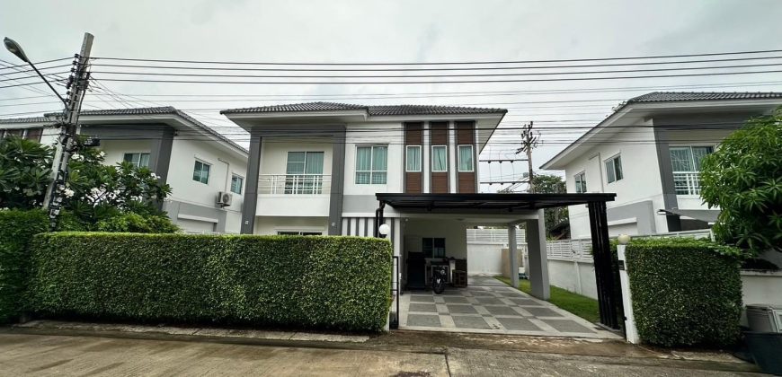 บ้านเดี่ยว หมู่บ้านแลนซีโอ คริป ปิ่นเกล้า-พระราม 5 แถมแอร์ ทั้งหลัง