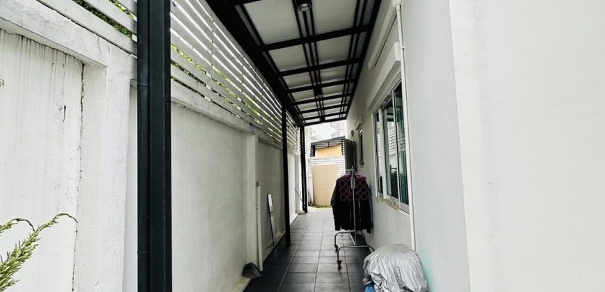 บ้านเดี่ยว หมู่บ้านแลนซีโอ คริป ปิ่นเกล้า-พระราม 5 แถมแอร์ ทั้งหลัง