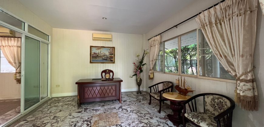 บ้านเดี่ยว ซอยนนทบุรี42 ตกแต่งใหม่ มีสวนร่มรื่น ทำเลดี ย่านสนามบินน้ำ