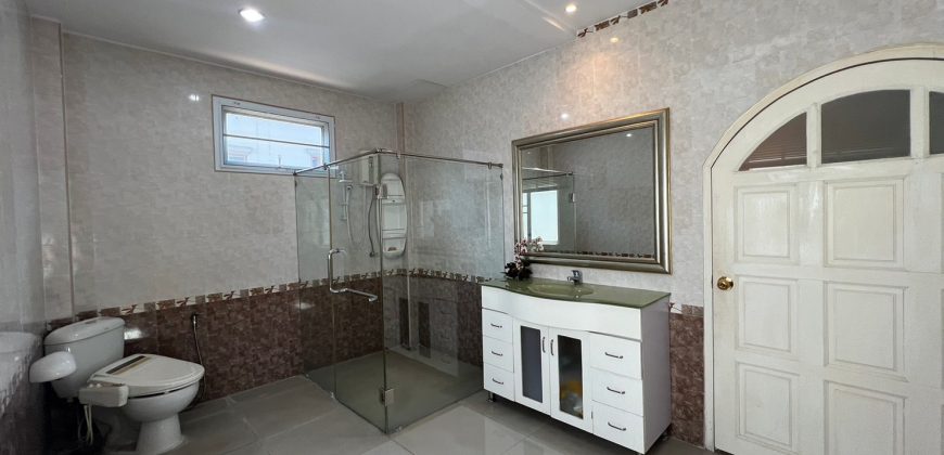 บ้านเดี่ยว ซอยนนทบุรี42 ตกแต่งใหม่ มีสวนร่มรื่น ทำเลดี ย่านสนามบินน้ำ