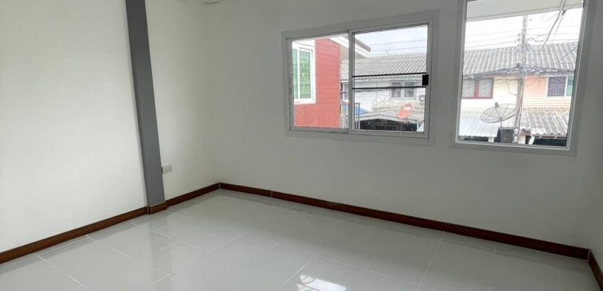 ทาวน์เฮาส์รีโนเวท หมู่บ้านรัตนาธิเบศร์ นนทบุรี