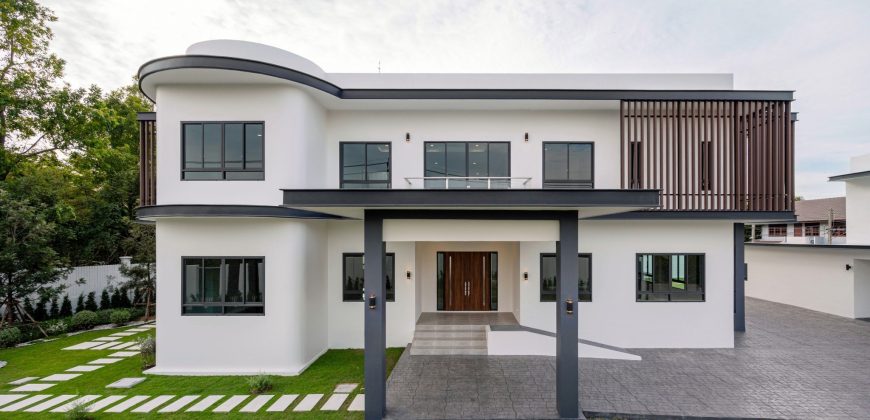 บ้านเดี่ยว กฤษดานคร ปิ่นเกล้า-พุทธมณฑลสาย 2 คฤหาสน์หรูตกแต่งใหม่ติดทะเลสาบ