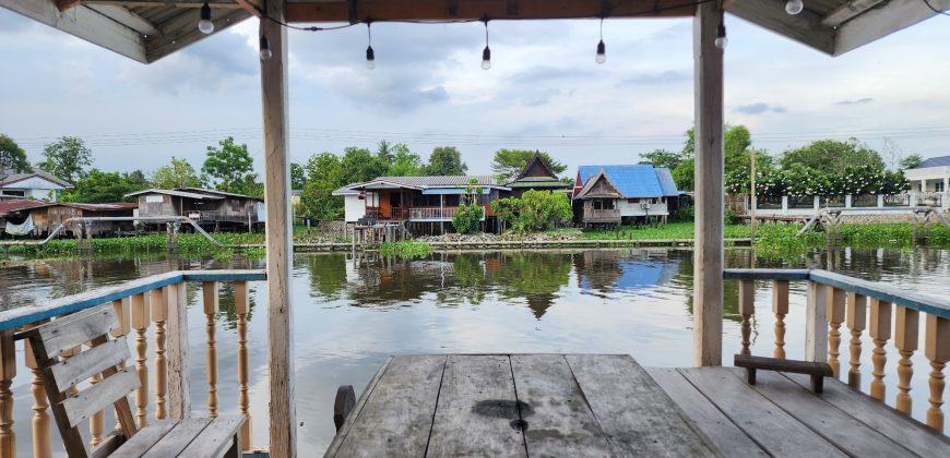 บ้านเดี่ยว ริมคลองบางกอกน้อย (บ้านไม้ปลูกเอง) ติดริมน้ำเจ้าพระยา ทำเลดี