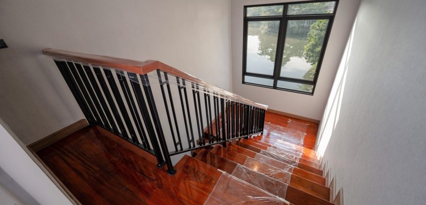 บ้านเดี่ยว กฤษดานคร ปิ่นเกล้า-พุทธมณฑลสาย 2 คฤหาสน์หรูตกแต่งใหม่ติดทะเลสาบ