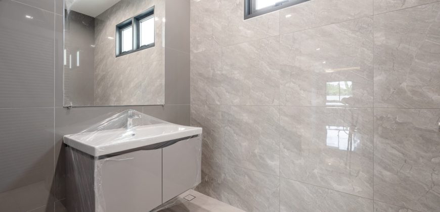 บ้านเดี่ยว กฤษดานคร ปิ่นเกล้า-พุทธมณฑลสาย 2 คฤหาสน์หรูตกแต่งใหม่ติดทะเลสาบ