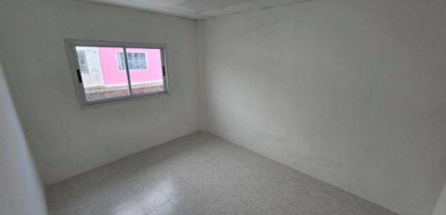 ทาวน์เฮ้าส์ หมู่บ้านบัวทอง4 รีโนเวท ขายถูก ต่อเติมครัวพร้อมหลังคาที่จอดรถ
