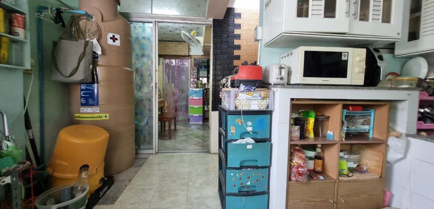 อาคารพาณิชย์ 4 ชั้น เนอวาน่าพาร์ค ลาดพร้าว–รามคำแหง53 ติดถนน (ลาดพร้าว 112)
