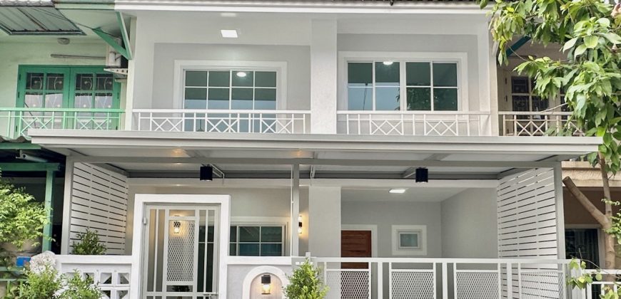 ทาวน์เฮ้าส์ 2 ชั้น หมู่บ้านพฤกษา 18 ซอย25 ทำเลดีซอยแก้วอินทร์-บางใหญ่