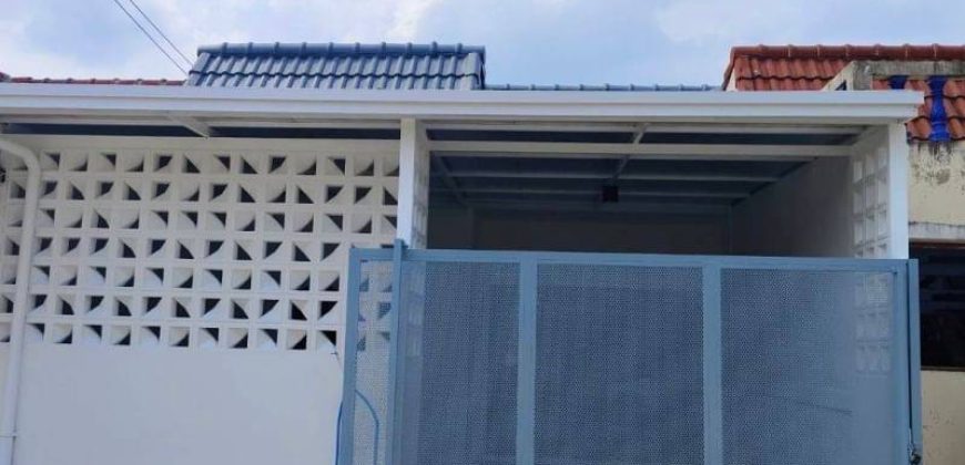 ทาวน์เฮ้าส์ หมู่บ้านเรือนสุข 2 ซอย 74 พร้อมอยู่ ฟรีโอน ฟรีเฟอร์นิเจอร์