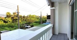 ทาวน์เฮ้าส์ หมู่บ้านธารทอง2 ถนนเมน ทำเลดีที่สุด-วิวทุ่งนาหลังบ้านบรรยากาศโล่งสบาย