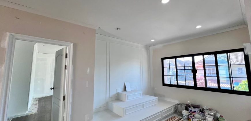 บ้านเดี่ยวหลังมุม หมู่บ้านธารา ราชพฤกษ์-ปิ่นเกล้า โครงการทำเลดี ย่านสวนผัก