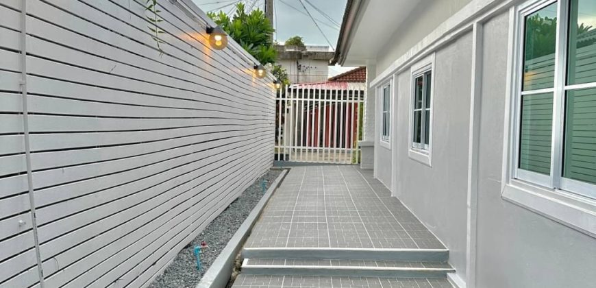 บ้านเดี่ยวชั้นเดียว(หลังมุม) หมู่บ้านพฤกษา3ซอย37 พื้นที่เยอะ หน้าบ้านกว้าง
