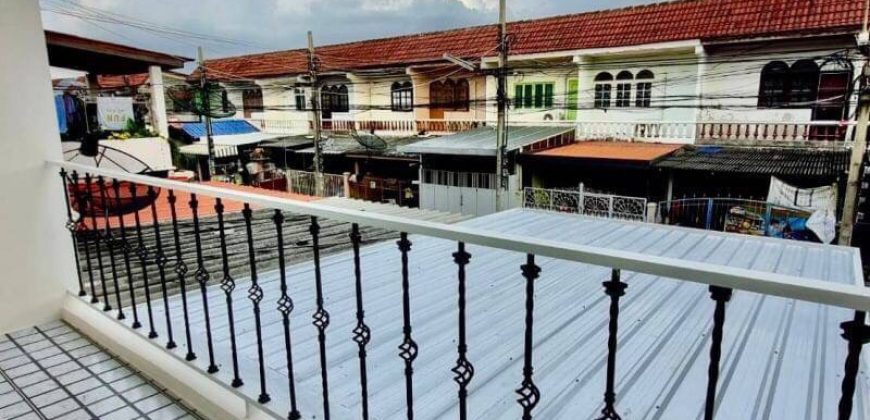 ทาวน์เฮ้าส์ หมู่บ้านหงส์ประยูร ตลาดบางบัวทอง นนทบุรี ทำเลดีมากกก