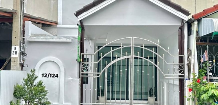 ทาวน์เฮ้าส์รีโนเวท หมู่บ้านพิมลราช4 นนทบุรี