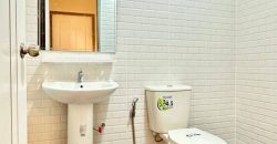 ทาวน์เฮ้าส์ 2 ชั้น หมู่บ้านพฤกษา45 หน้าบ้านทิศใต้ เข้าออกได้หลายเส้นทาง