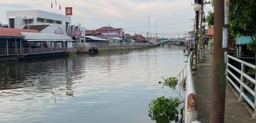 บ้านเดี่ยวริมน้ำติดคลองบางกอกน้อย พร้อมสวนผลไม้ บรรยากาศดี วิวธรรมชาติ