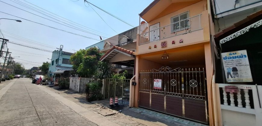ทาวน์เฮ้าส์ หมู่บ้านดวงแก้ว  ปากเกร็ด-ติวานนท์ ทำเลดีเยี่ยม ราคาสุดคุ้ม