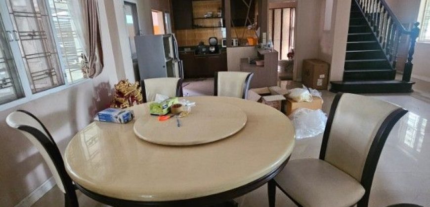 บ้านเดี่ยวหลังมุม หมู่บ้านภัทรา อ่อนนุช-วงแหวน 73.9 ตร.วา พื้นที่จอดรถกว้าง 6.5 ล้าน