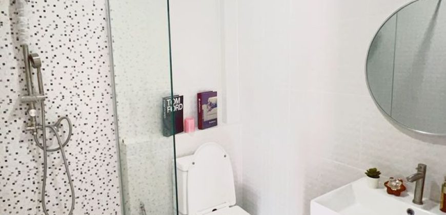 บ้านแฝดห้องริม 36 ตรว. พื้นที่ใช้สอยจัดเต็มเหมือนบ้านเดี่ยว หมู่บ้านศิริวรรณ1 นนทบุรี เพียง 3.49ล้าน