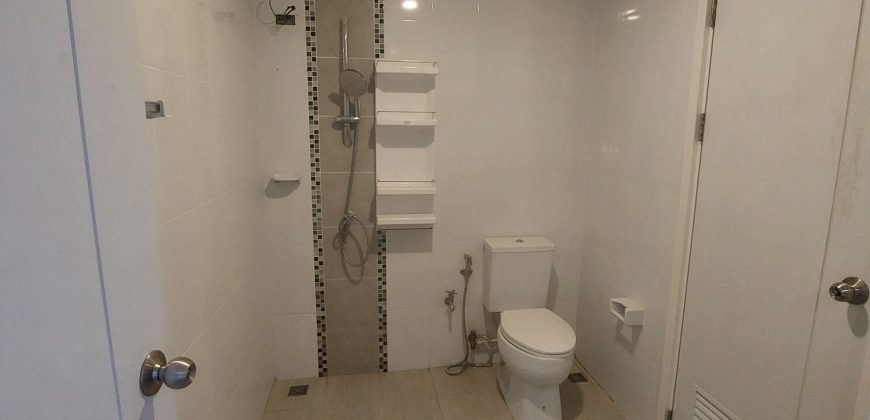 ทาวน์โฮม 2 ชั้น หมู่บ้านวิลเลต ไลท์ รัตนาธิเบศร์ หน้าบ้านไม่ชนใคร ต่อเติมครบ ทำเลดีเยี่ยม