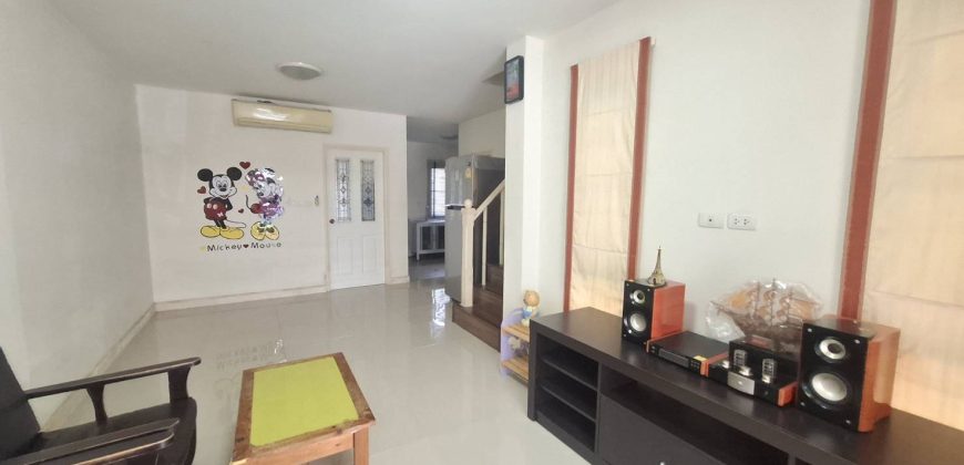 บ้านมือสอง! หมู่บ้านทิพย์พิมานบ้านริมคลอง เพียง 2.09 ล้าน! 4 ห้องนอน 2 ห้องน้ำ ใกล้เซ็นทรัลเวสเกต