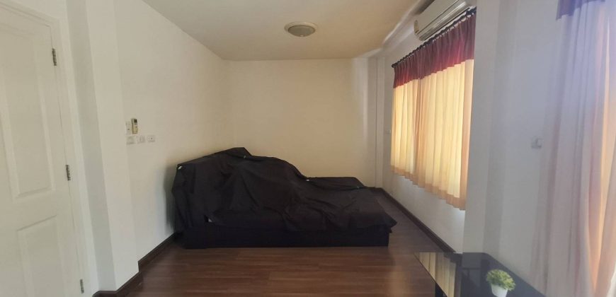 บ้านมือสอง! หมู่บ้านทิพย์พิมานบ้านริมคลอง เพียง 2.09 ล้าน! 4 ห้องนอน 2 ห้องน้ำ ใกล้เซ็นทรัลเวสเกต