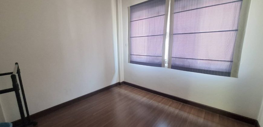บ้านมือสอง! หมู่บ้านทิพย์พิมานบ้านริมคลอง เพียง 2.09 ล้าน! 4 ห้องนอน 2 ห้องน้ำ ใกล้เซ็นทรัลเวสเกต