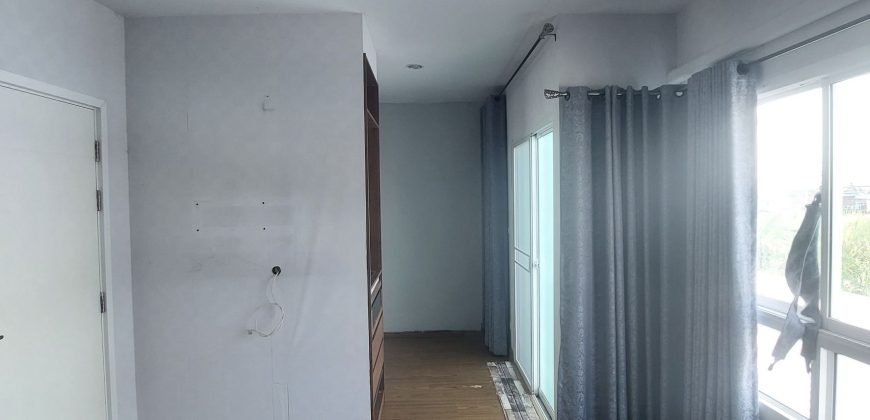 ทาวน์โฮม 2 ชั้น หมู่บ้านวิลเลต ไลท์ รัตนาธิเบศร์ หน้าบ้านไม่ชนใคร ต่อเติมครบ ทำเลดีเยี่ยม