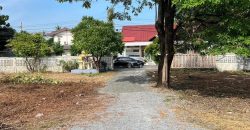 ที่ดินพร้อมสิ่งปลูกสร้าง ติดวงเวียนราชพฤกษ์ อยู่ตรงข้ามสถานีอนามัยบางขุนกอง ทำเลดีมาก