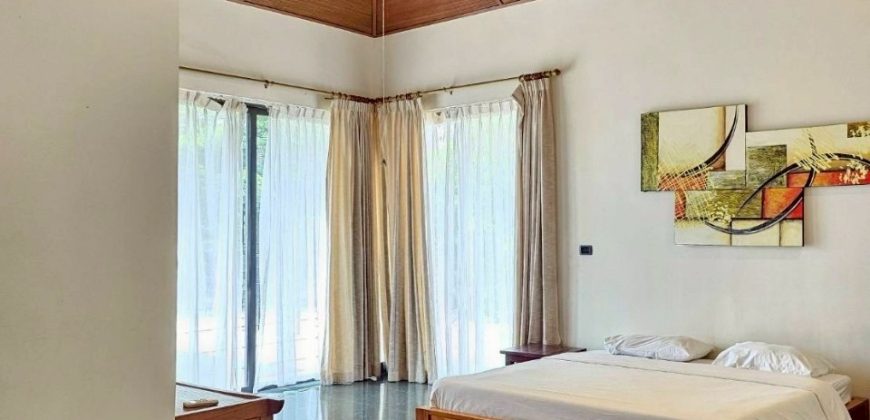 บ้านพักตากอากาศหรู Phoenix Lakeside Pool Villa ติดสนามกอล์ฟห้วยใหญ่ ชลบุรี