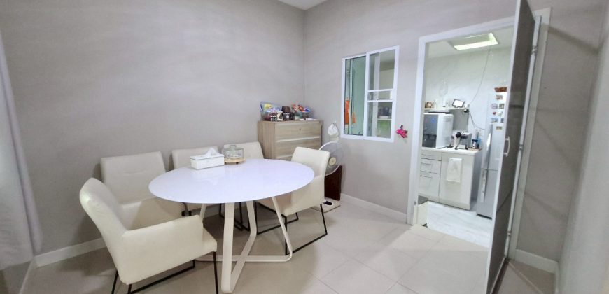 บ้านเดี่ยวหลังใหญ่ หมู่บ้านแลนซีโอ คริป ปิ่นเกล้า – พระราม 5 ต่อเติมเต็ม พร้อมอยู่ ราคาดี