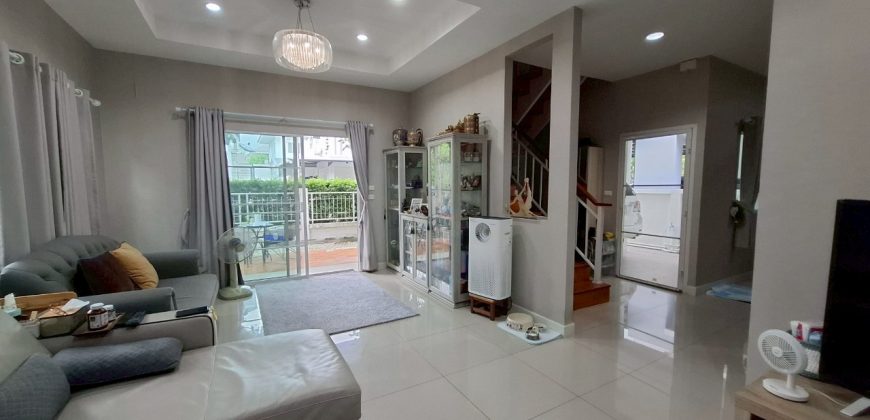 บ้านเดี่ยวหลังใหญ่ หมู่บ้านแลนซีโอ คริป ปิ่นเกล้า – พระราม 5 ต่อเติมเต็ม พร้อมอยู่ ราคาดี