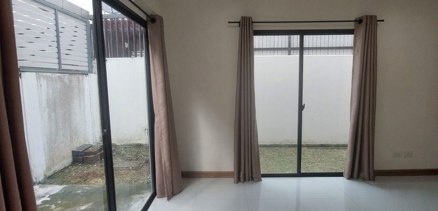 ทาวน์โฮม เนเชอร่าเทรนด์รัตนาธิเบศร์-ราชพฤกษ์ บ้านสวย สภาพนางฟ้า หน้าบ้านไม่ชนใคร