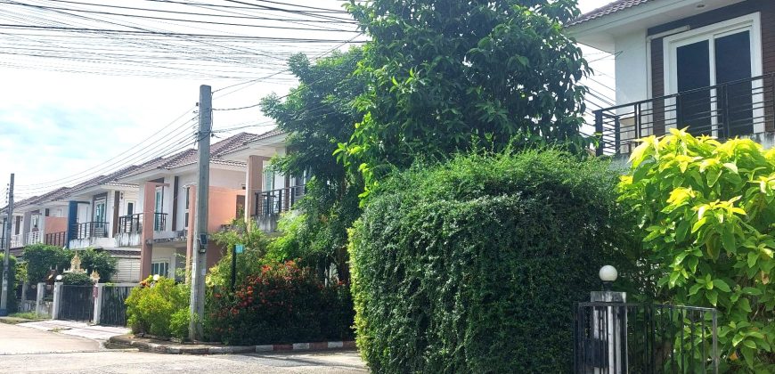 บ้านแฝดหลังมุมหน้าสวน ทิพย์พิมาน กรีนวิลล์ บางใหญ่ ขนาด 39.2 ตรว. ราคาเพียง 3.59 ล้าน พร้อมอยู่!
