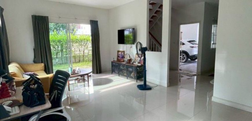 *บ้านเดี่ยวหลังมุม สภาพใหม่ หน้าบ้านทิศใต้ แลนซีโอคริป รัตนาธิเบศร์-สถานีท่าอิฐ