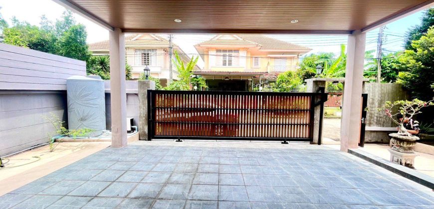 บ้านเดี่ยวปรับปรุงใหม่ หมู่บ้านธารา ราชพฤกษ์-ปิ่นเกล้า หลังมุมพื้นที่เยอะ 84 ตร.วา พร้อมอยู่ เพียง 8.9 ล้าน