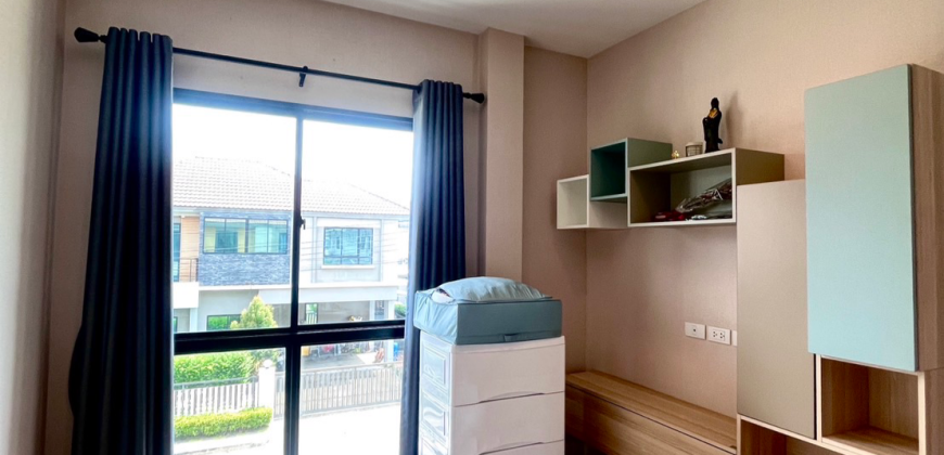 +บ้านเดี่ยวหลังใหญ่ ไลฟ์ บางกอก บูเลอวาร์ด ราชพฤกษ์-ปิ่นเกล้า ทำเลดี เข้าออกได้ 5 เส้นทาง