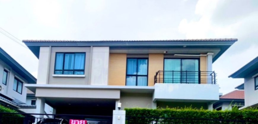 +บ้านเดี่ยวหลังใหญ่ ไลฟ์ บางกอก บูเลอวาร์ด ราชพฤกษ์-ปิ่นเกล้า ทำเลดี เข้าออกได้ 5 เส้นทาง