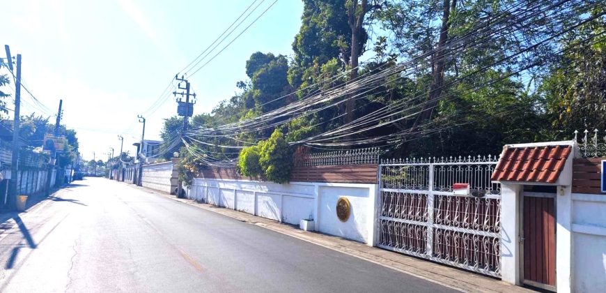 *บ้านเดี่ยวสุดหรูเล่นระดับ 4 ชั้น พื้นที่ 447 ตรว. ซอยสุคนธสวัสดิ์ 17 เกษตร-นวมินทร์ ใกล้ทางด่วนฉลองรัช