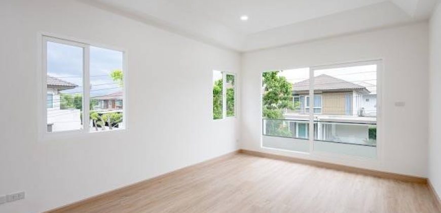 บ้านเดี่ยวหลังมุม ชัยพฤกษ์ ปิ่นเกล้า-กาญจนา รีโนเวทใหม่ ใกล้สวน พื้นที่ 50.4 ตร.วา Vายต่ำกว่าประเมิน