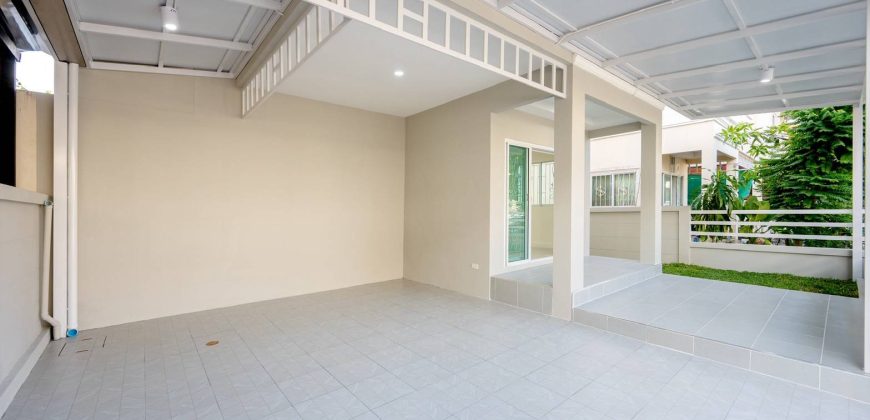 บ้านรีโนเวทใหม่ ซอยวัดส้มเกลี้ยง หมู่บ้านบางกอกการ์เด้นท์ พื้นที่ 39ตร.วา เพียง 3.35ล้าน