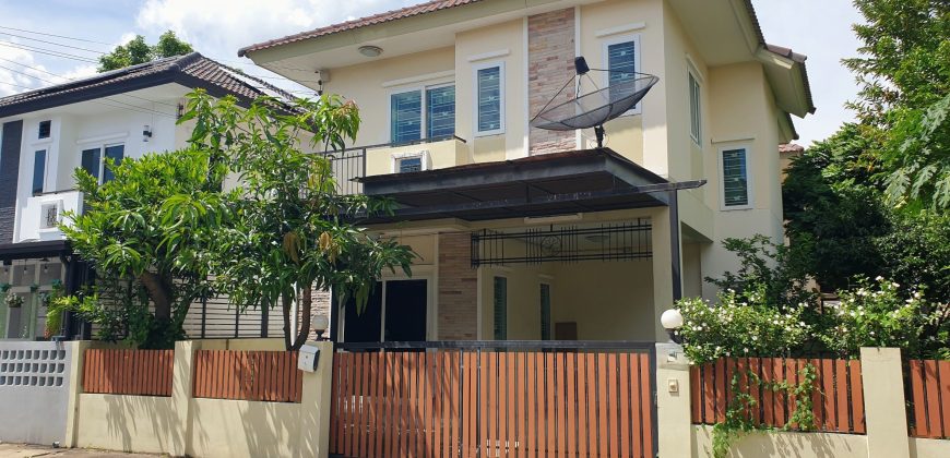 *บ้านแฝด 2 ชั้น 40.5 ตรว.หมู่บ้านลภาวัล 19 ตรงข้ามโรบินสัน ราชพฤกษ์ ราคาเพียง 3.49 ลบ. เท่านั้น!